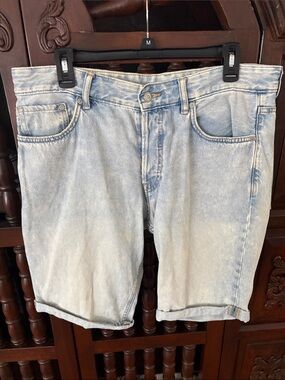 Men's Light Wash Denim Jean Shorts - Casual Rolled Hem
